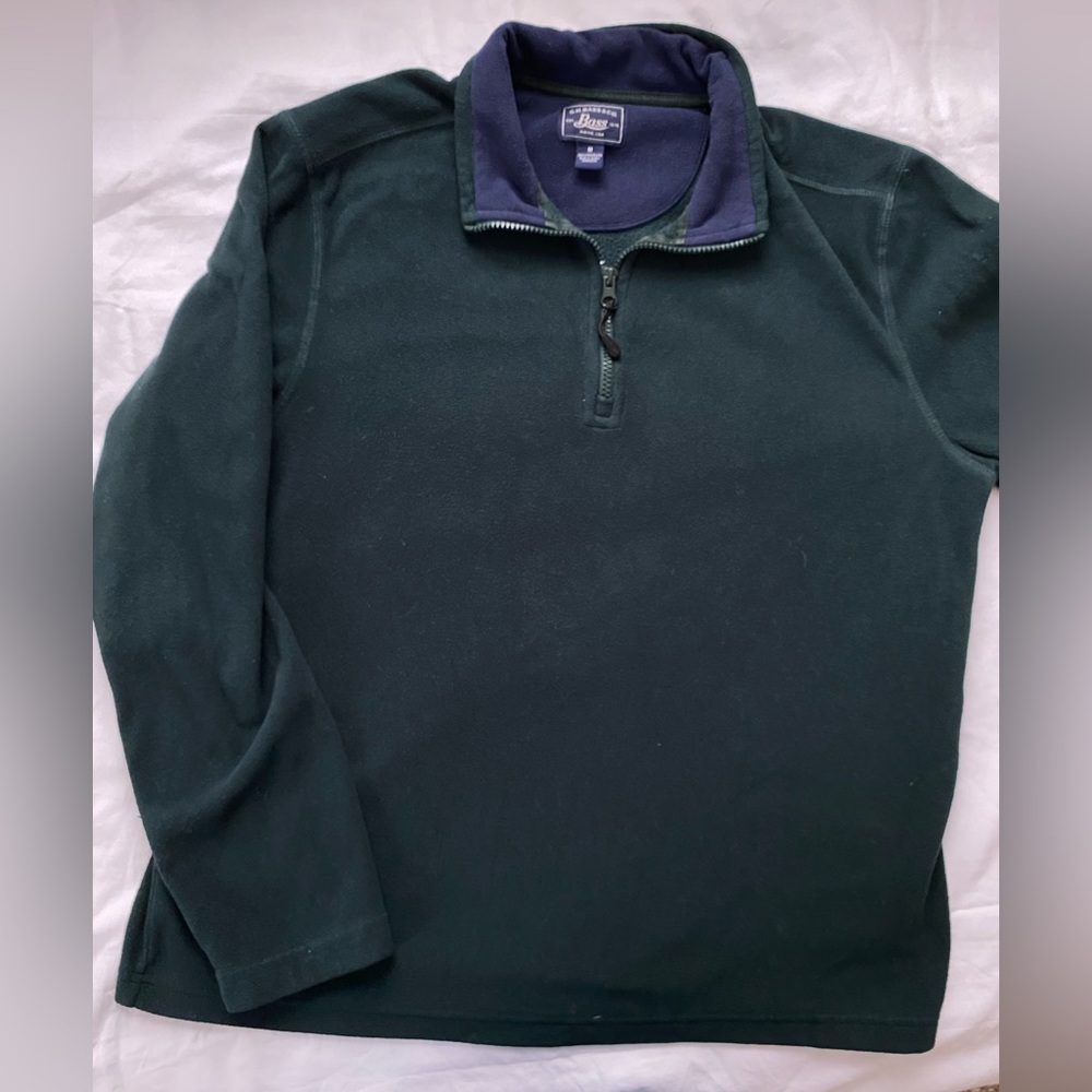 G. H. Bass & Co. fleece half zip sweatshirt size medium